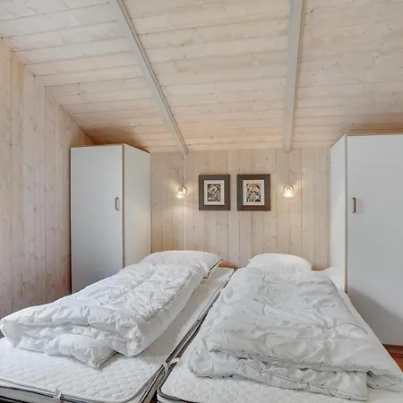Holiday home Awesome In Oksbol With Sauna